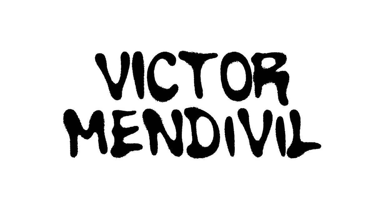 VÍCTOR MENDIVIL